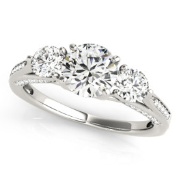 ENGAGEMENT RINGS 3 STONE ROUND