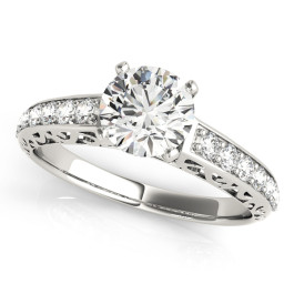 ENGAGEMENT RINGS ANTIQUE