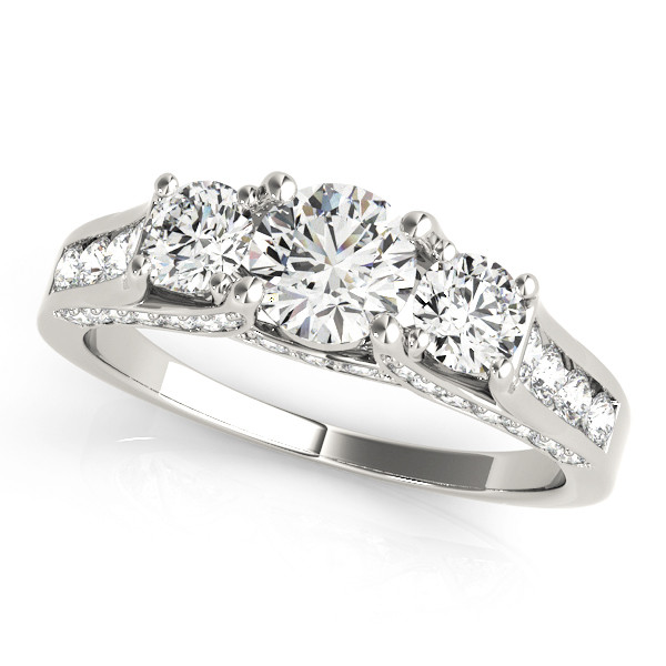 ENGAGEMENT RINGS 3 STONE ROUND