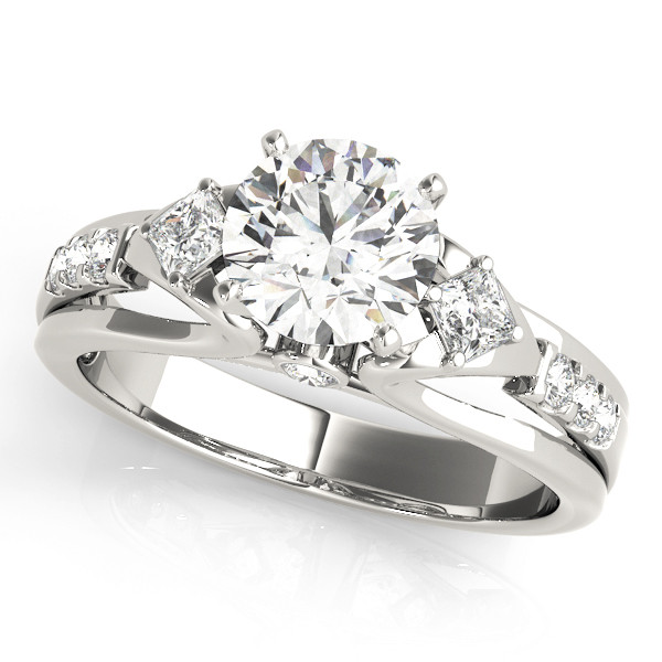 ENGAGEMENT RINGS 3 STONE ROUND