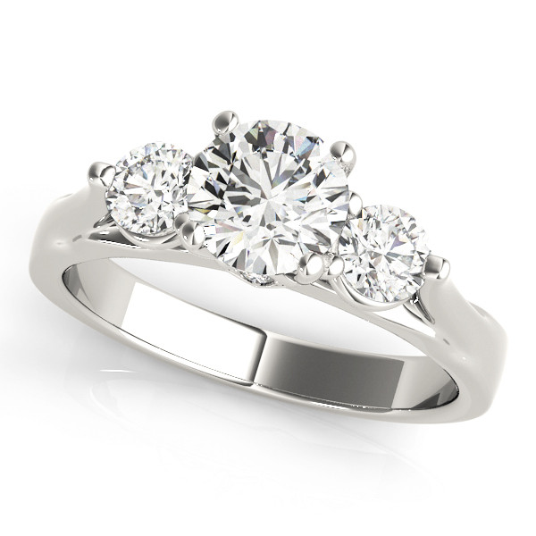 ENGAGEMENT RINGS 3 STONE ROUND