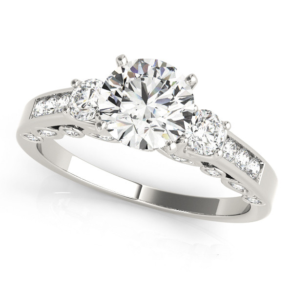 ENGAGEMENT RINGS 3 STONE ROUND