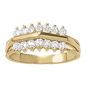 DIAMOND FASHION PYRAMID RINGS