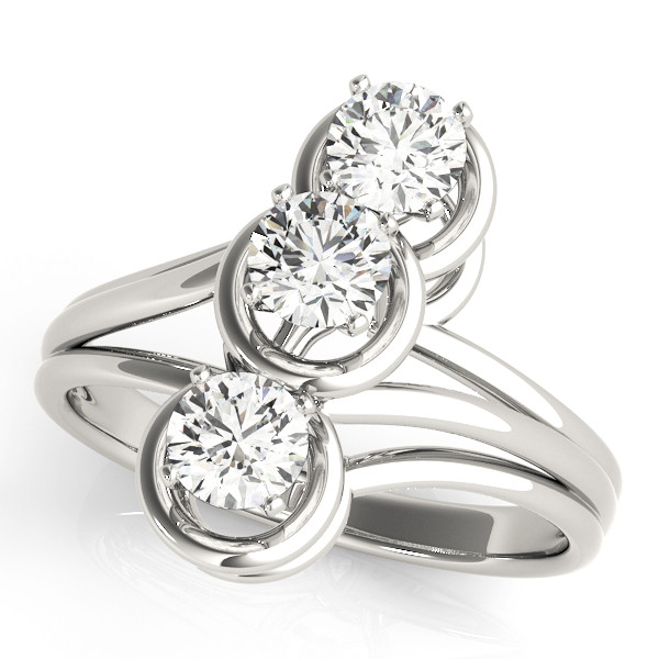 ENGAGEMENT RINGS 3 STONE ROUND
