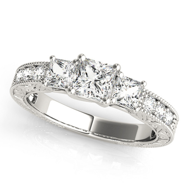 ENGAGEMENT RINGS 3 STONE PRINCESS