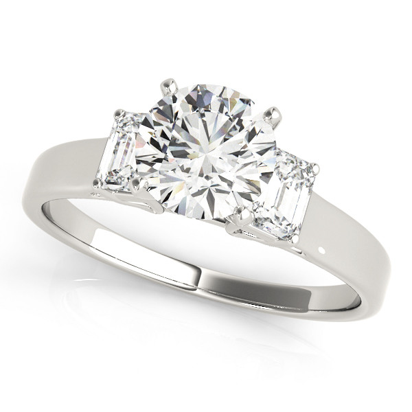 ENGAGEMENT RINGS 3 STONE OVAL