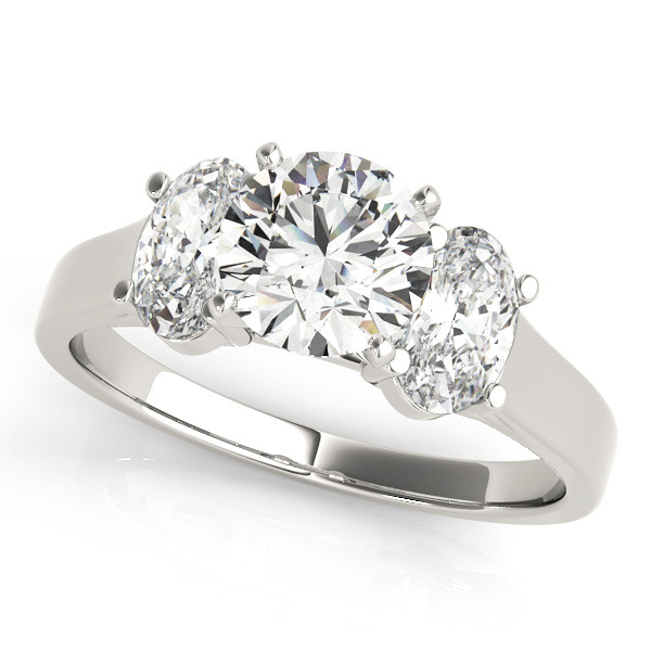 ENGAGEMENT RINGS 3 STONE OVAL