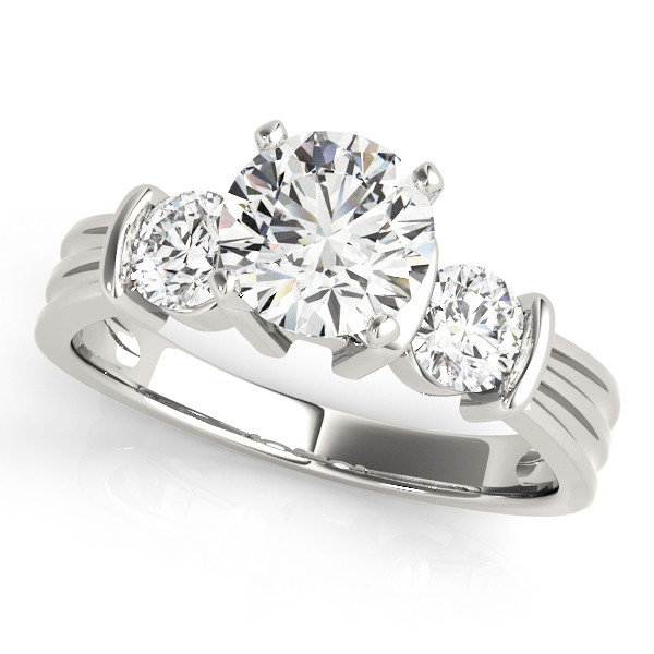 ENGAGEMENT RINGS 3 STONE ROUND