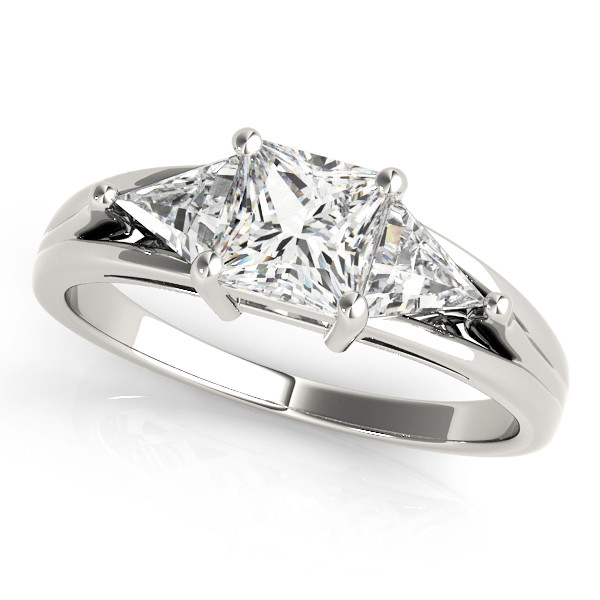 ENGAGEMENT RINGS 3 STONE PRINCESS