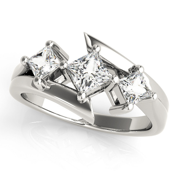 ENGAGEMENT RINGS 3 STONE PRINCESS