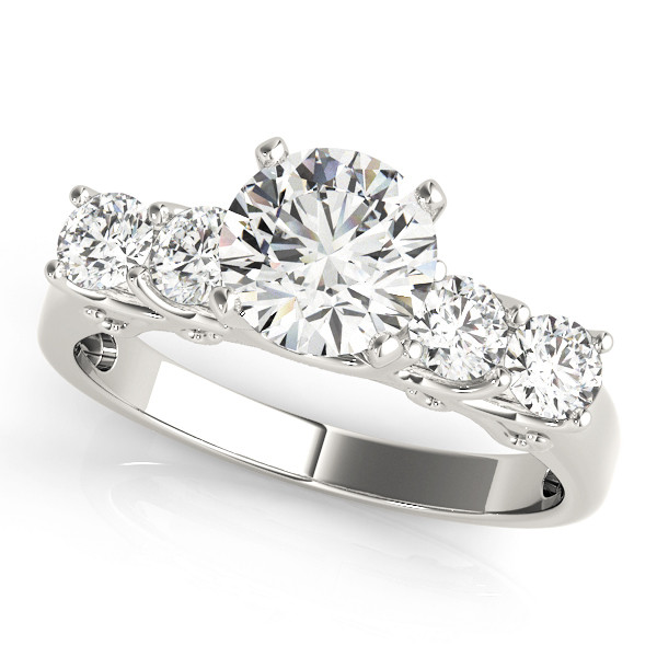 ENGAGEMENT RINGS SINGLE ROW PRONG SET