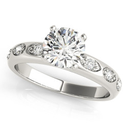 ENGAGEMENT RINGS SINGLE ROW PRONG SET