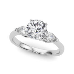 ENGAGEMENT RINGS 3 STONE PEAR
