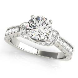 ENGAGEMENT RINGS CLUSTER SIDES