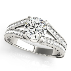 ENGAGEMENT RINGS ANTIQUE