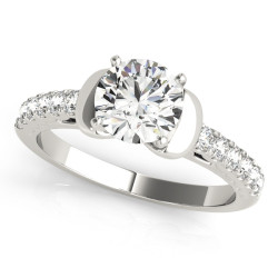 ENGAGEMENT RINGS SINGLE ROW PRONG SET