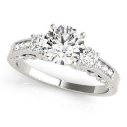 ENGAGEMENT RINGS 3 STONE ROUND