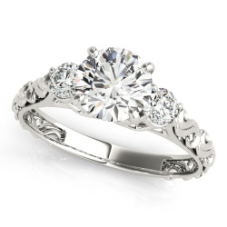 ENGAGEMENT RINGS 3 STONE ROUND