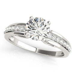 ENGAGEMENT RINGS SINGLE ROW PRONG SET