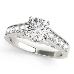 ENGAGEMENT RINGS SINGLE ROW PRONG SET
