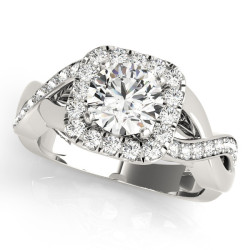 ENGAGEMENT RINGS HALO