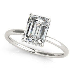 ENGAGEMENT RING EMERALD CUT CENTER