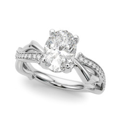 ENGAGEMENT RINGS OV CENTER
