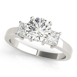 ENGAGEMENT RINGS 3 STONE PRINCESS