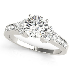 ENGAGEMENT RINGS CLUSTER SIDES