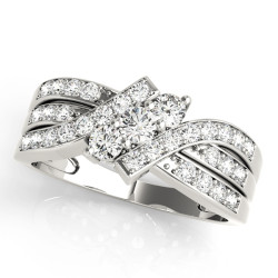 ENGAGEMENT RINGS 3 STONE ROUND