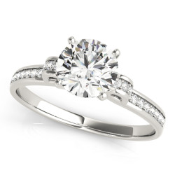 ENGAGEMENT RINGS SINGLE ROW PRONG SET