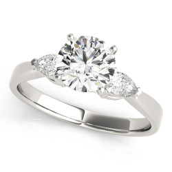 ENGAGEMENT RINGS 3 STONE PEAR