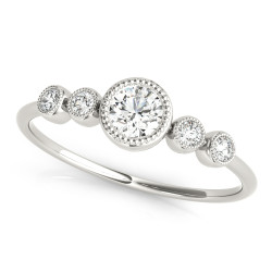 5 STONE FASHION RING ROUND CENTER